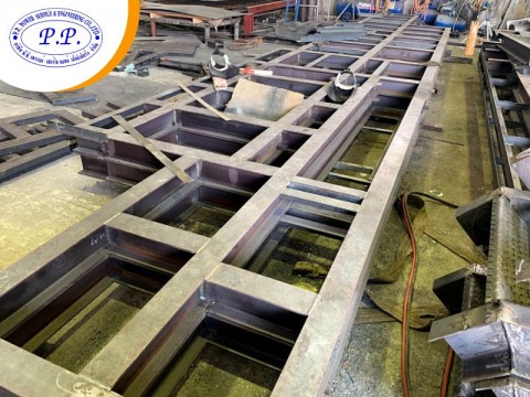 งานโครงสร้างเหล็ก เพื่อโรงงานอุตสาหกรรม